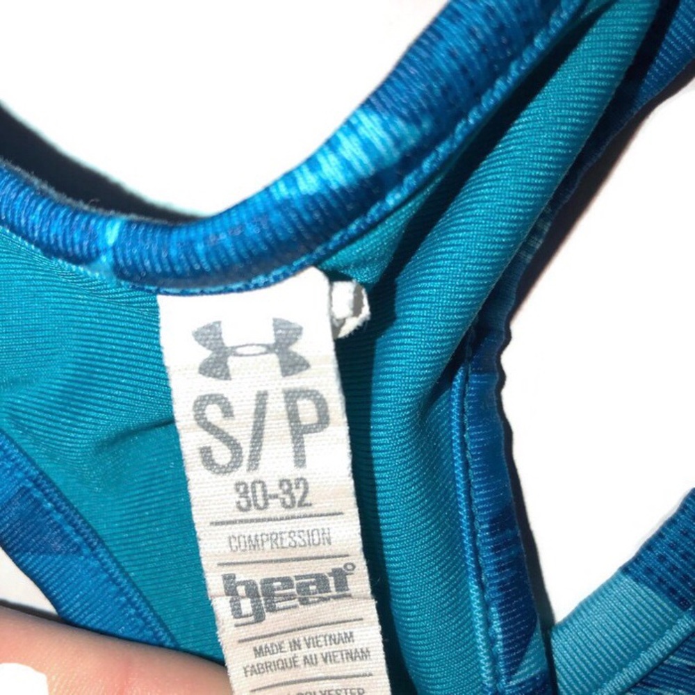 Under Armour Sports Bra - Picture 3 of 3